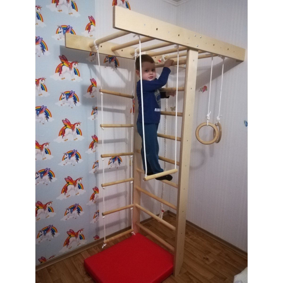 Игровой комплекс Крепыш Т-образный (лак, базовая комплектация)
