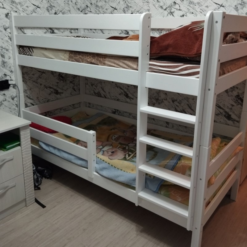 Двухъярусная кровать c бортиком и лестницей Альф maxi (белая)
