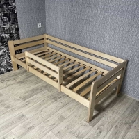Кровать Ecodrev Классик с бортиком без ящиков (лак)