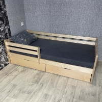 Кровать Ecodrev Классик с бортиком и ящиками (лак)