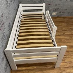 Комплект Кровать Ecodrev Классик с бортиком (белая) + матрас Kinder 4