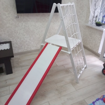Модуль с опорной площадкой и горкой к спортивному комплексу Первые шаги складной Вариант 2 (лак)